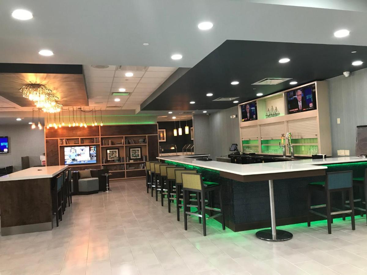 Holiday Inn - Beaumont East-Medical Ctr Area By Ihg Exteriör bild